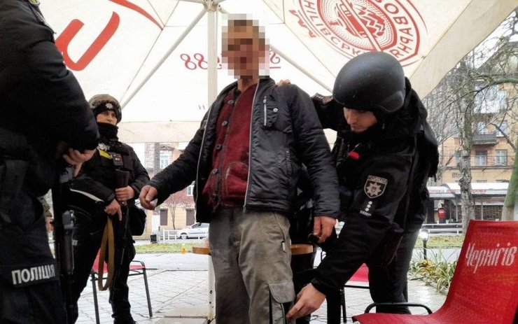 херсон. полиция, мужчина, нападавший