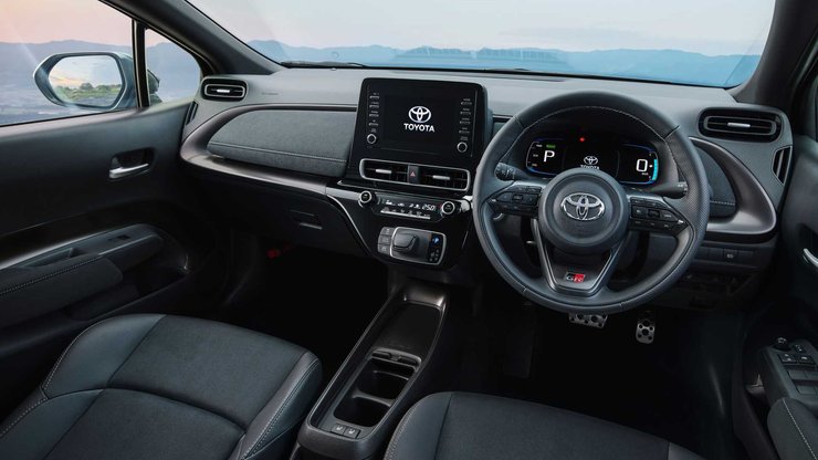 Toyota Aqua GR Sport, Toyota Aqua, новая Toyota Aqua, Toyota Prius C, Toyota Prius