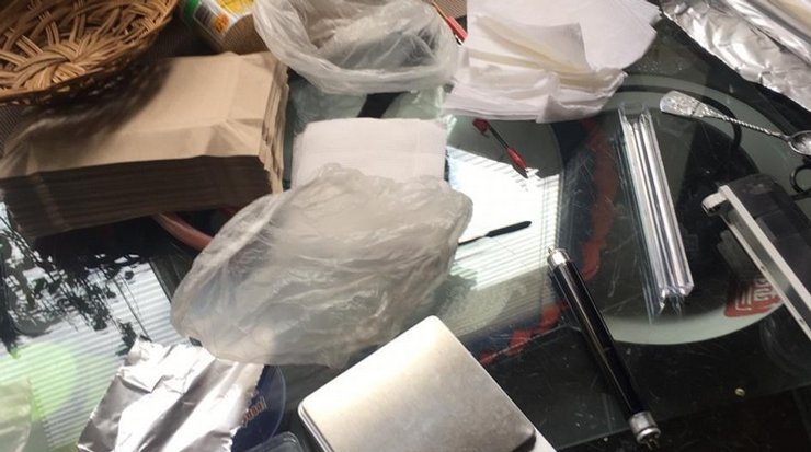 пенсионерка, наркотики