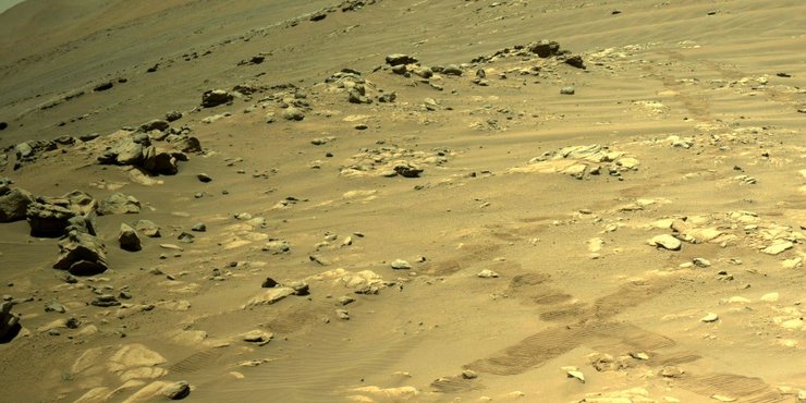 Perseverance, слід, хрестик, Марс, поверхня, фото