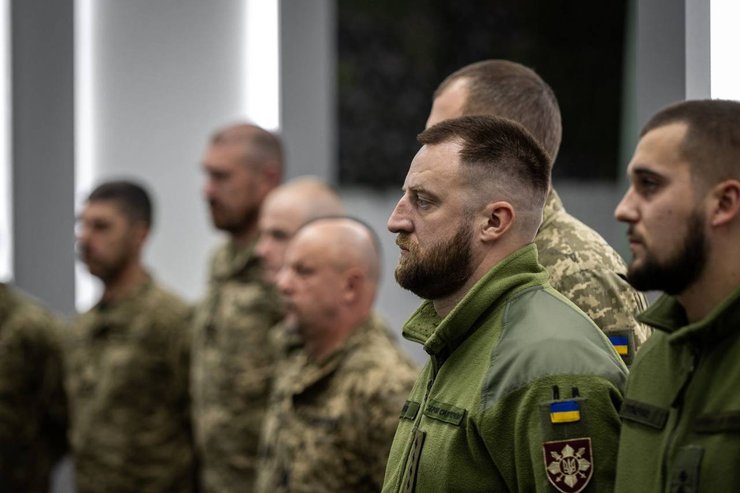 Бойцы ВСУ на встрече с министром обороны США Ллойдом Остином