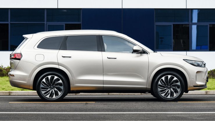 Huawei AITO M7, новый Huawei AITO M7, AITO M7, автомобиль Huawei, кроссовер Huawei