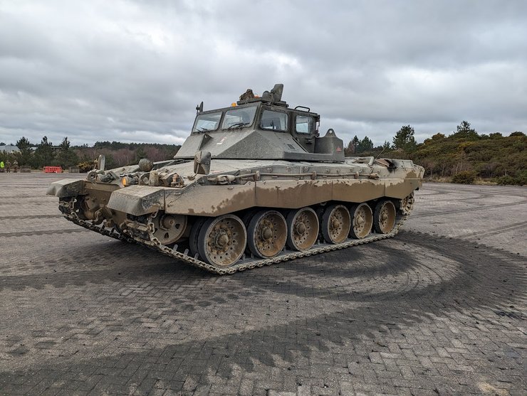 як освоюють танк challenger 2