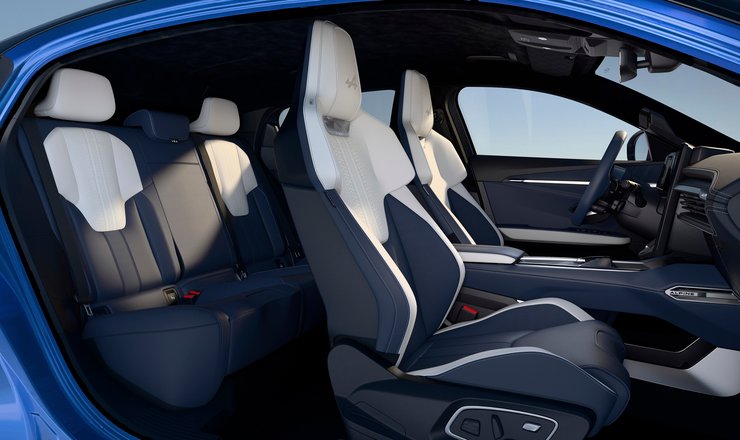 салон Alpine A390 GTS, новый Alpine A390, кроссовер Alpine, электромобиль Alpine, электромобиль Alpine
