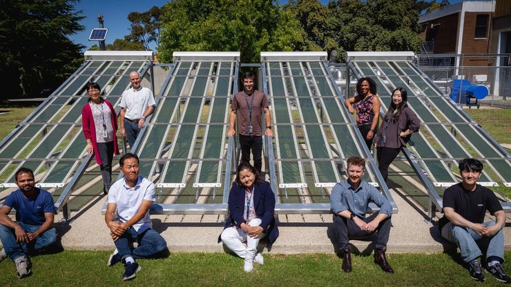 ученые, солнечные батареи