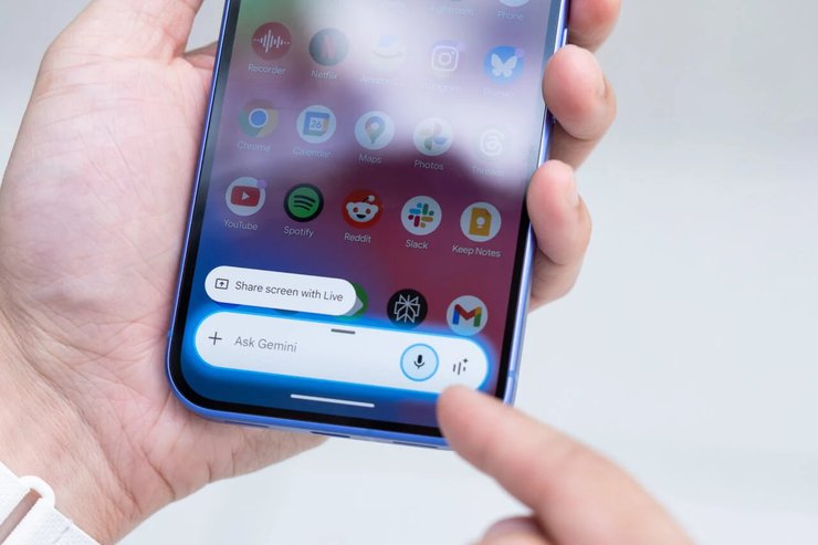 Google Gemini ИИ чат-бот Android приложение