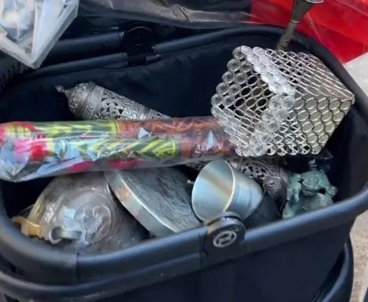 Интересные находки на свалке, что выбрасывают состоятельные люди, уникальные вещи среди хлама