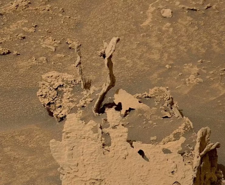 Марс, дивний камінь, незвичайна структура