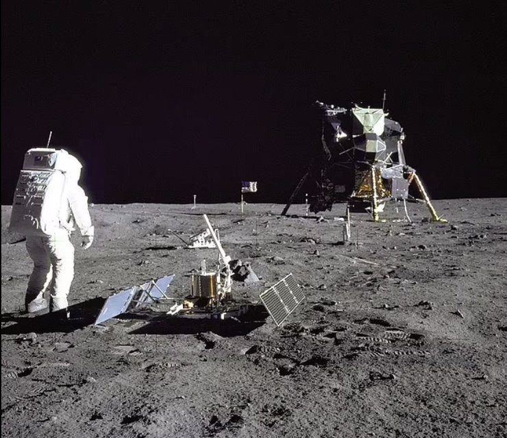 посадочный модуль, Луна, Апполон 11