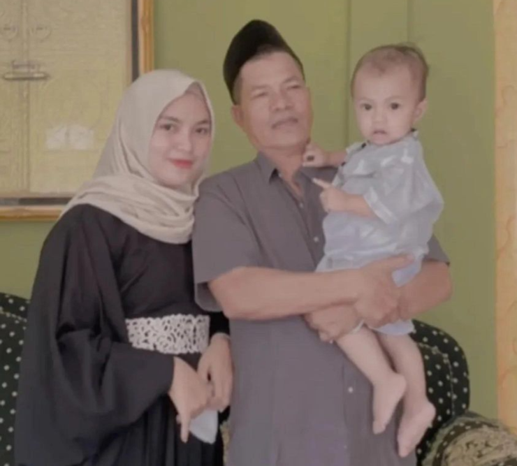 Свадьба, курьезы, брак, церемония бракосочетания, Индонезия, видео, интересные истории из жизни, Рената Фадеа