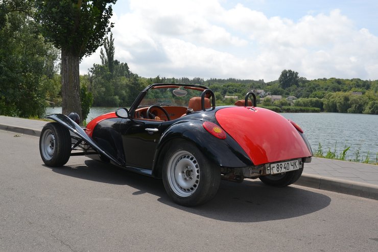 саморобний автомобіль