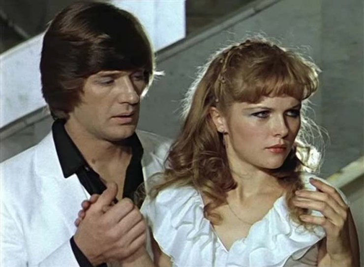 Александра Яковлева, Александр Абдулов, Чародеи