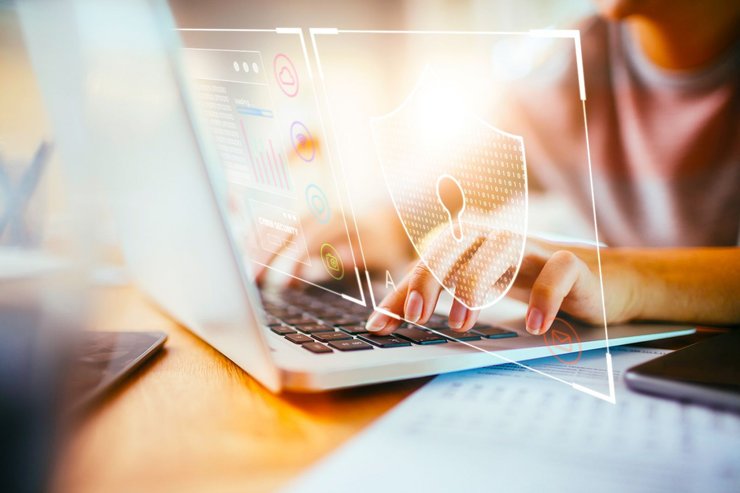 китайський файрвол, стратегія заходу, право на інформацію, доступ до інформації