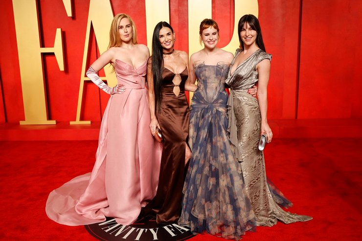 деми мур, дочери