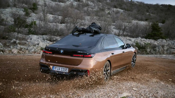 BMW i7, короткометражки BMW, Ума Турман, электромобиль BMW