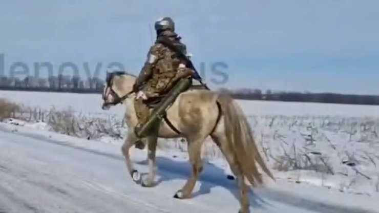 Російські військові