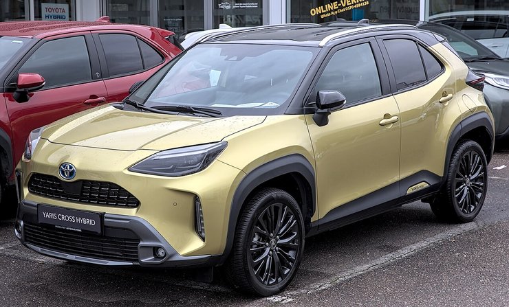 Автомобиль Toyota Yaris Cross
