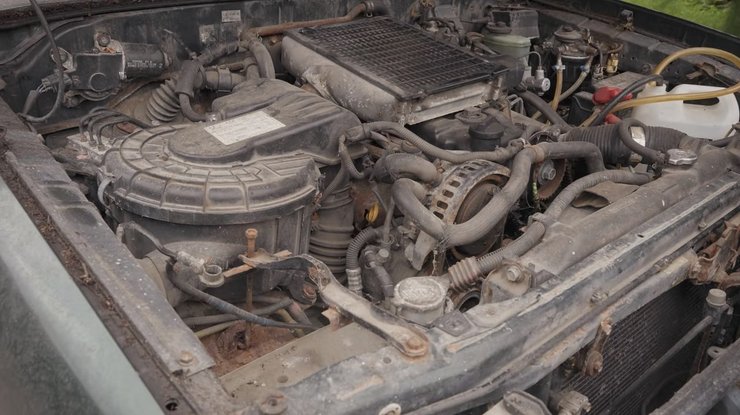 Toyota Land Cruiser "ожила" после пяти лет простоя на улице