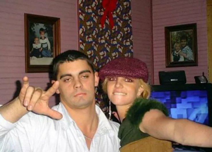 Бритни Спирс и Джейсон Аллен Александер