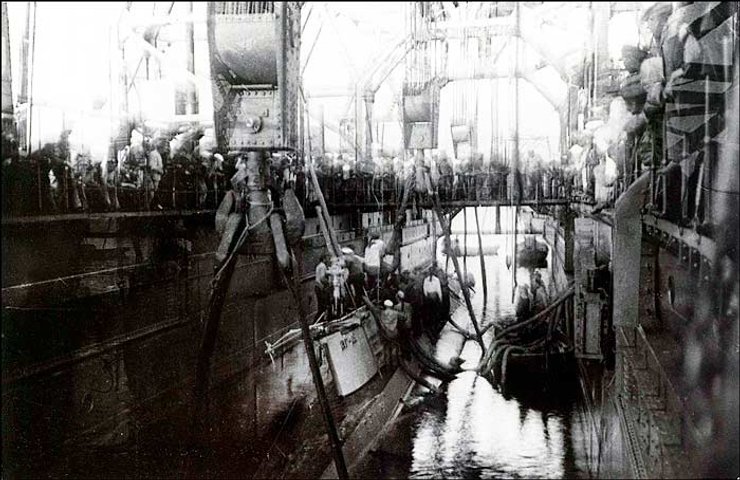 Самый старый корабль, военный корабль, спасательный корабль