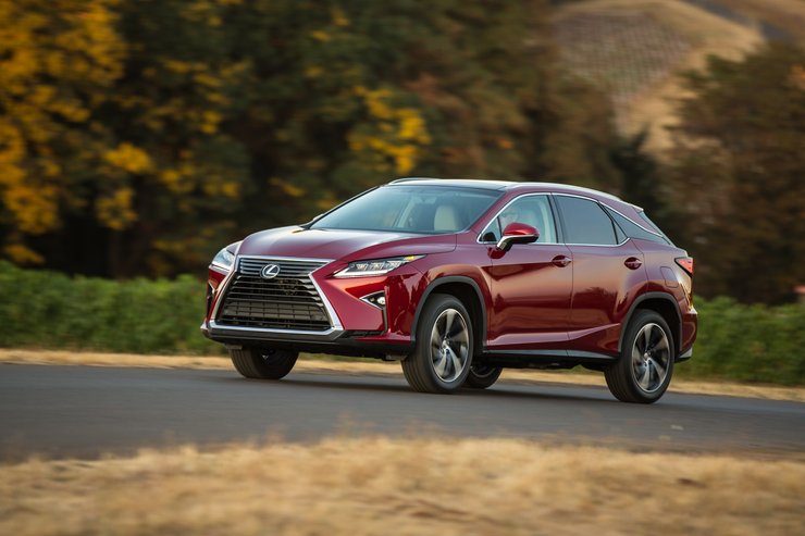 В 2020 году победителем рейтинга J.D. Power стал бренд Lexus. На снимке — Lexus RX350 2019 модельного года. Фото: Lexus