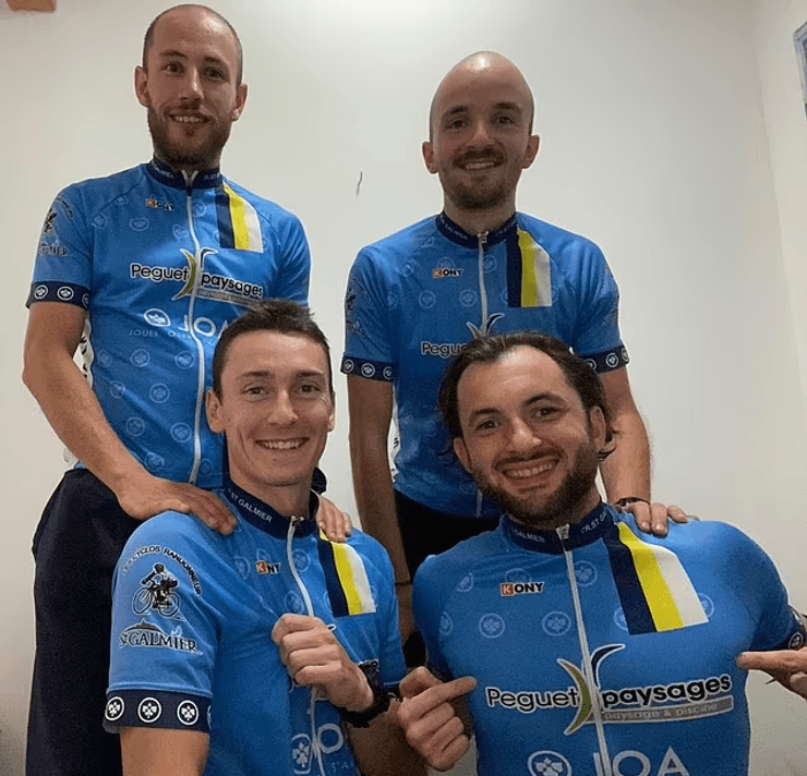 Велосипедисты, команда, спортсмены, рекорд,