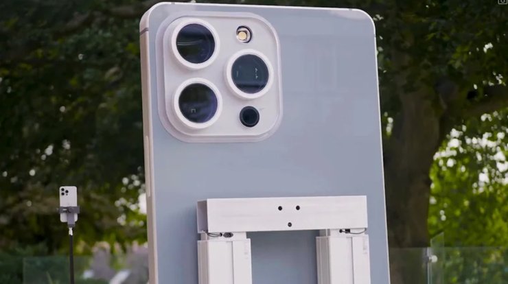 Великий айфон