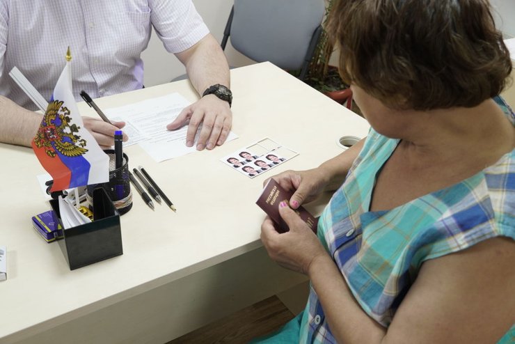 херсон, російські паспорти, паспорти РФ, окупація Херсона