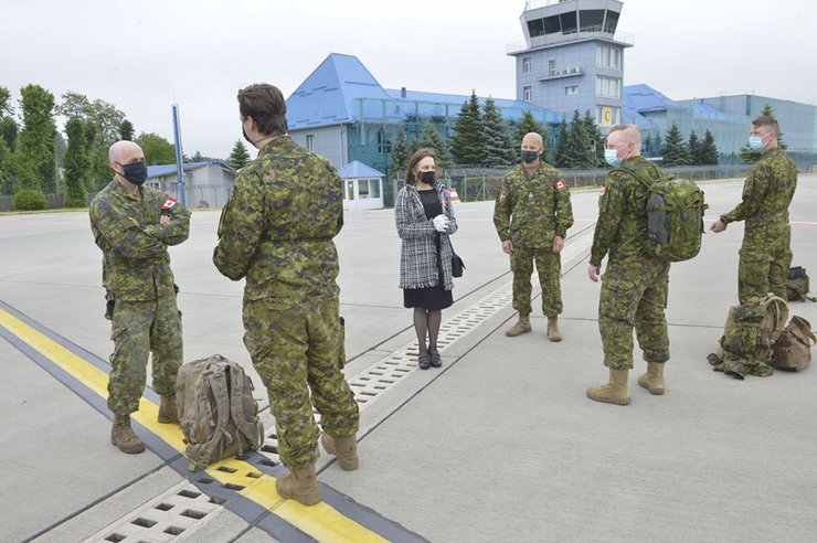 Канадская миссия прибыла в Украину