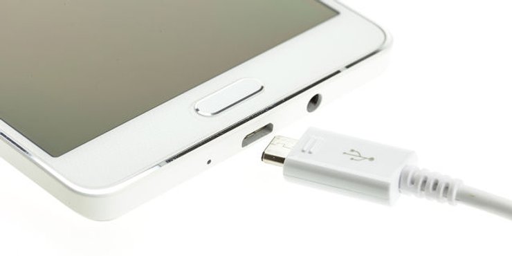 Micro-USB в телефоні