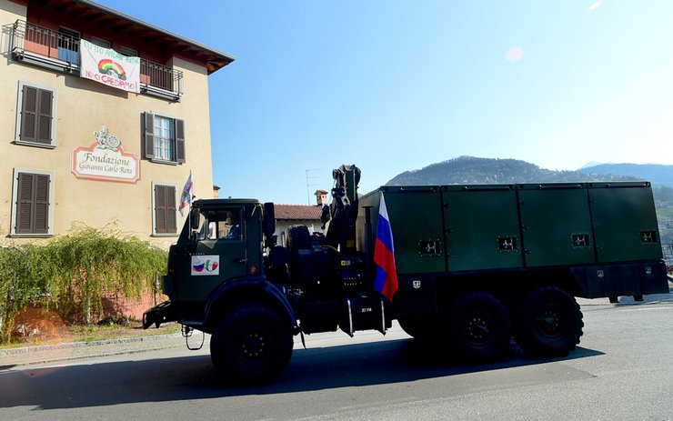 фото, российский гумконвой в Италии