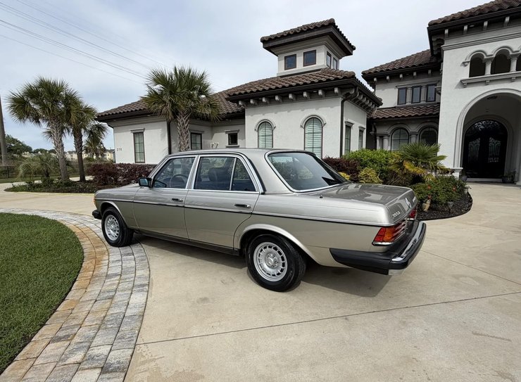 Мерседес W123