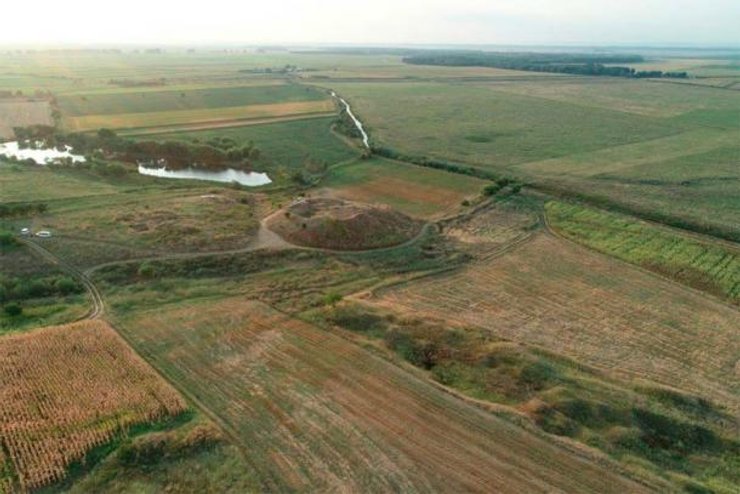 Цивилизации медного века, изучение генов, древние европейские мигранты, доисторические взаимодействия людей, анализ генетических данных, ранние общества, технологические обмены, древняя демографическая история, процветание человечества, археологические находки, культурный обмен