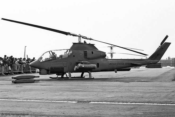 Вертоліт HueyCobra, AH-1 HueyCobra, американський гелікоптер, війна у В'єтнамі