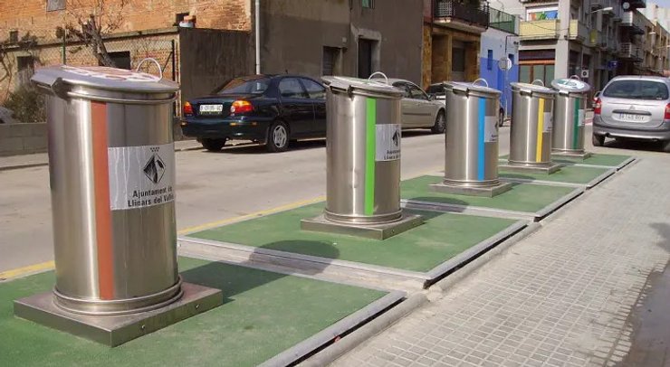 Пілотний проєкт підземних сміттєвих контейнерів в Барселоні
