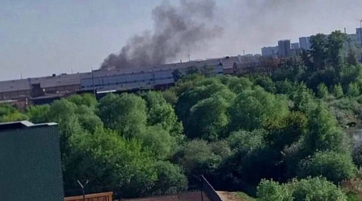 луганск фото, взрыв в луганске только что, взрыв в луганске, взрыв в луганске фото, луганск черный дым