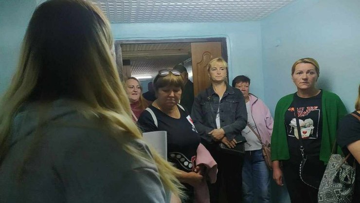 Мать погибшего в Бахмуте вместе с волонтерами