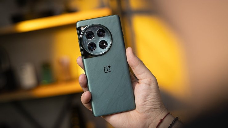 Смартфон OnePlus 13