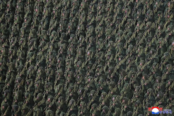 парад у кндр військові