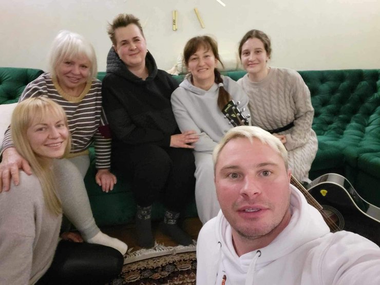 Изображение Антона Смецкого и его близких