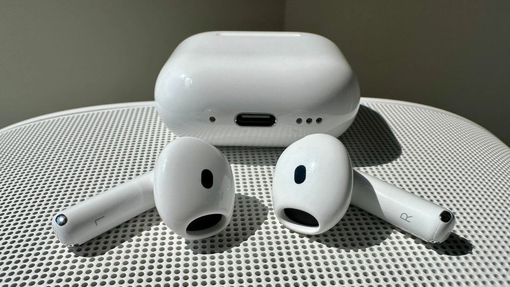 навушники Apple AirPods 4