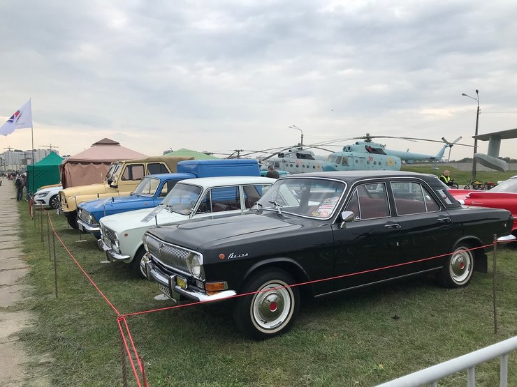 выставка ретро техники, фестиваль OldCarLand, ОлдКарЛенд, Кузница Тест Драйва, коллекция ретро машин