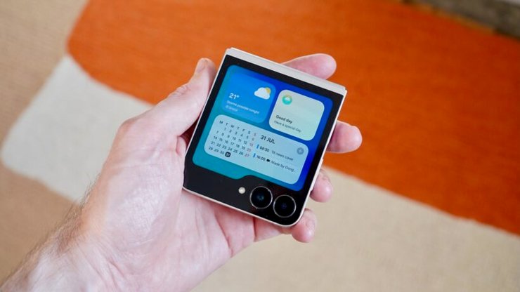 Samsung Galaxy Z Flip7 FE