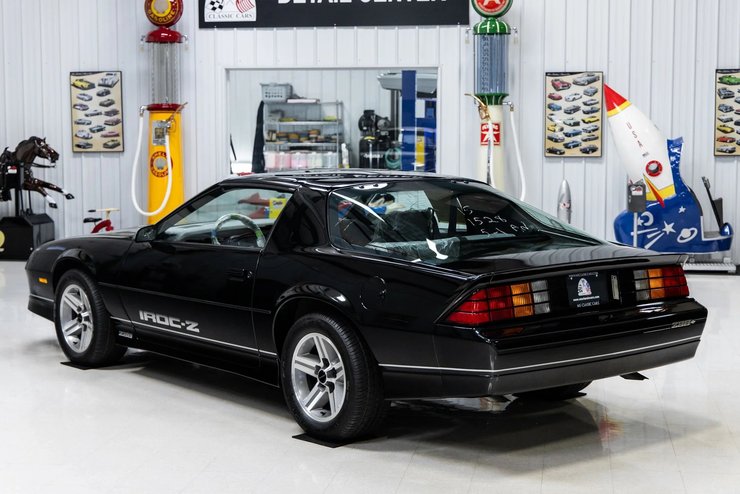 Chevrolet Camaro 1985, Chevrolet Camaro IROC-Z, Chevrolet Camaro, капсула времени