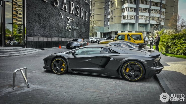 Lamborghini Aventador Mansory