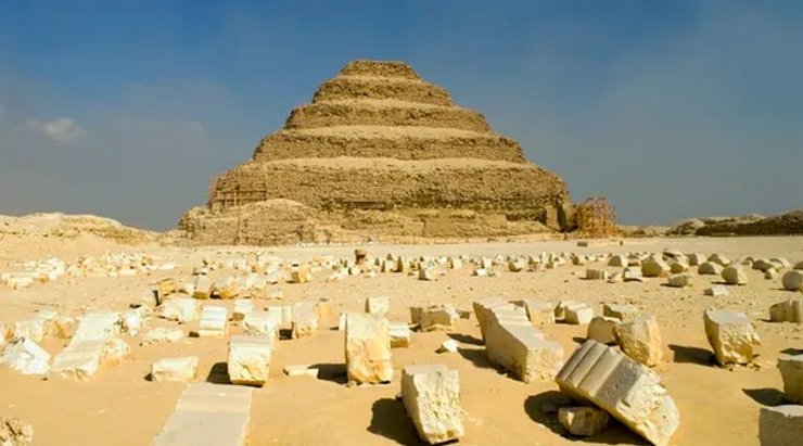 пирамида Джосера