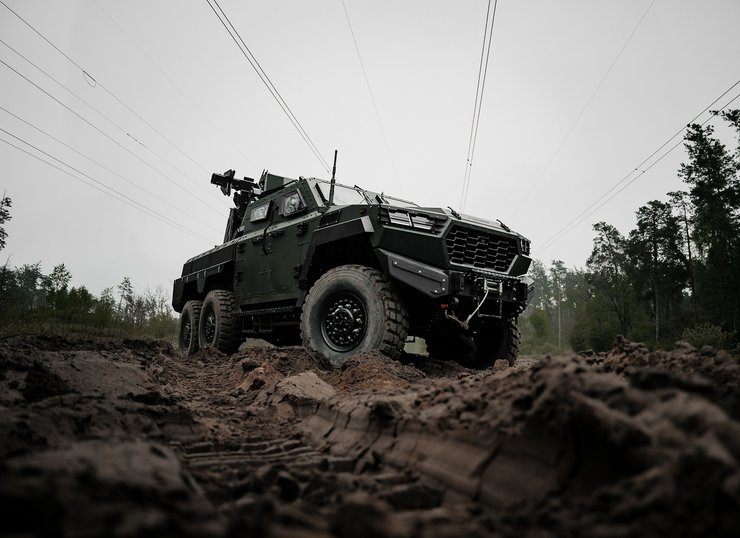 шестиколесный Inguar-4