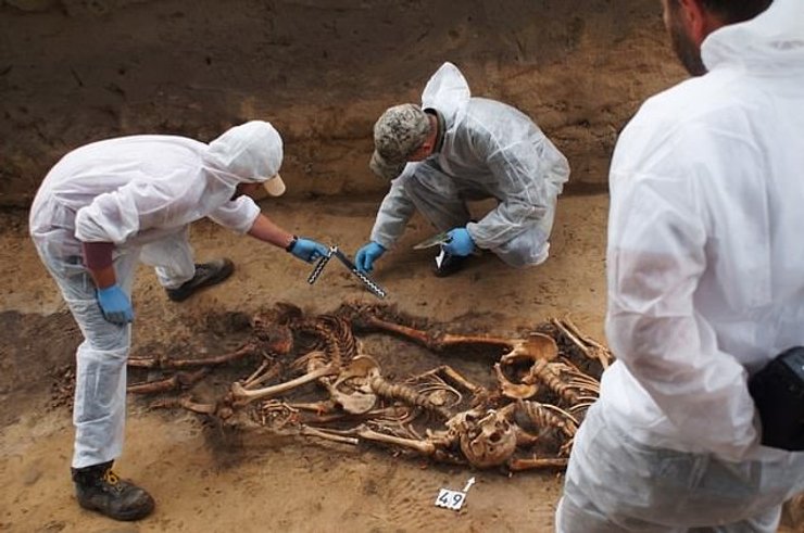 Місце масового поховання в Польщі