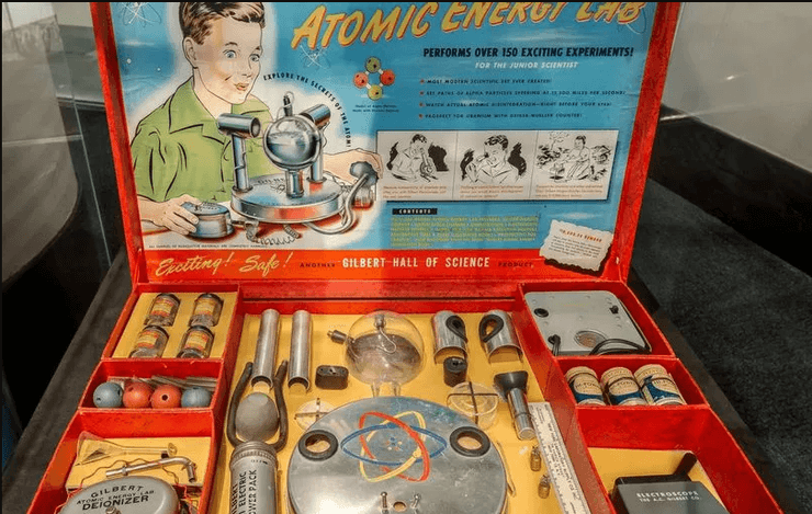 миниатюрная атомная лаборатория