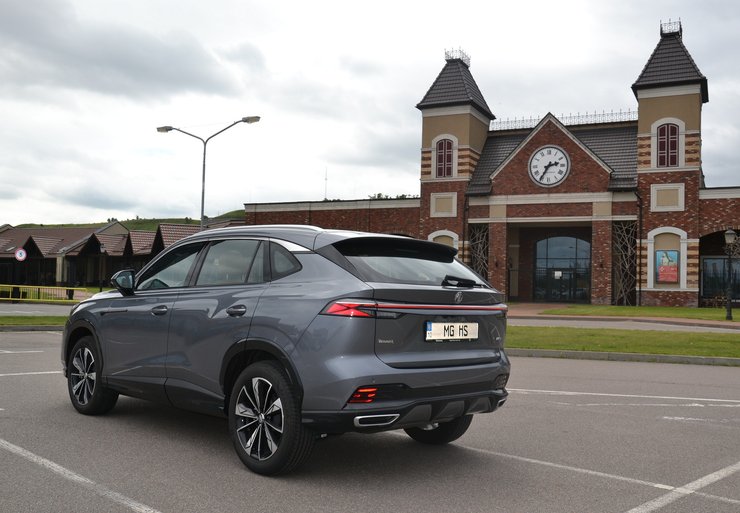 Новый MG HS в Украине